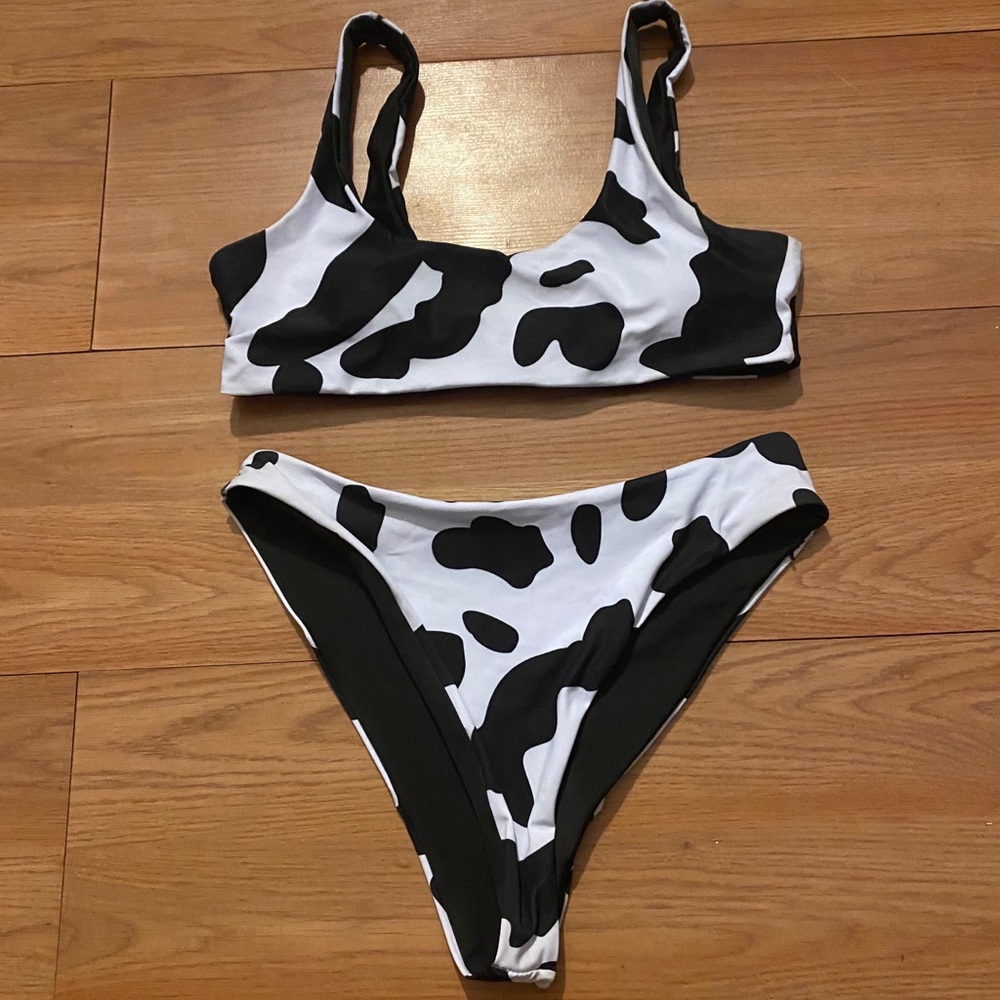 HIGH WAISTED COW PRINT BIKINI✨✨✨✨✨
